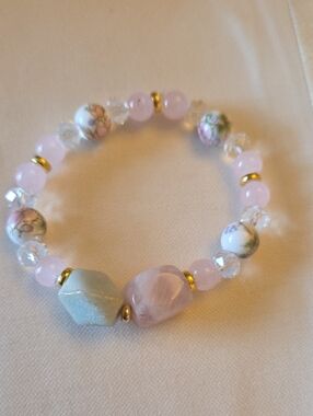 Handcrafted Pink Rose Bead Stretch Bracelet - Floral Accents